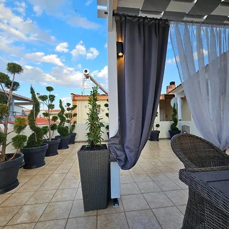 Mitko'S Apartment *